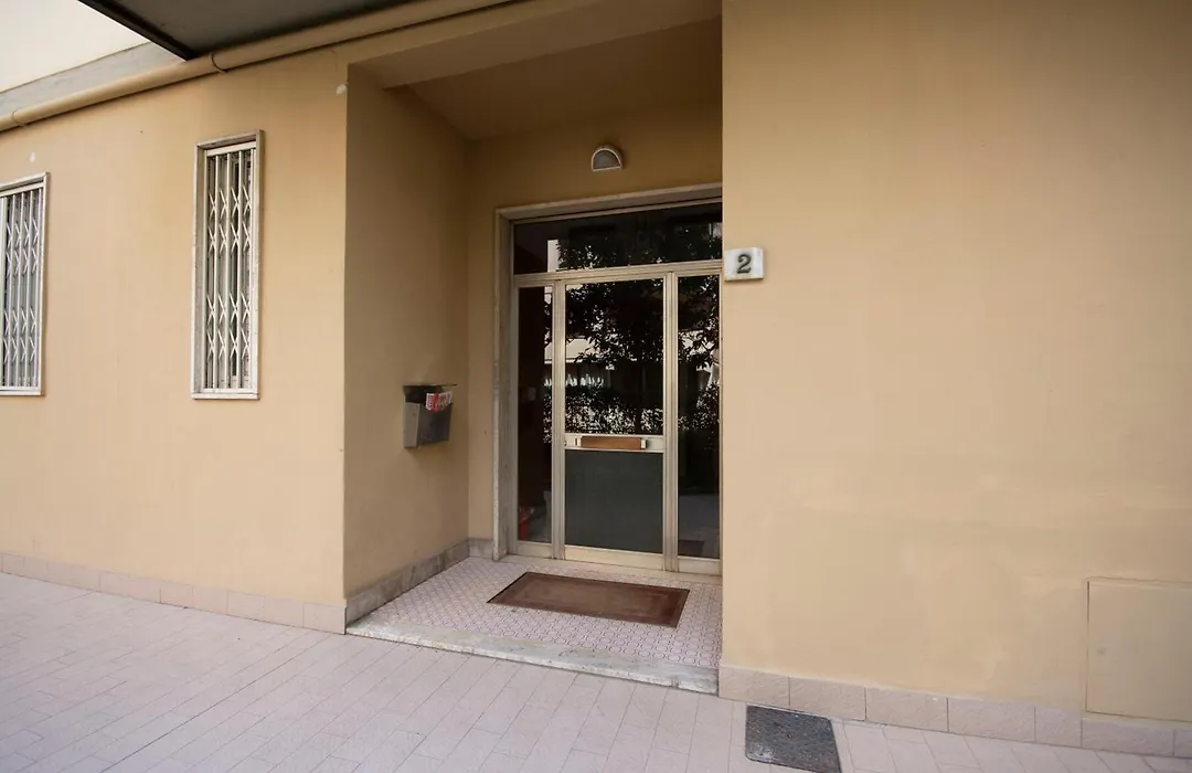 Wonder Apartment & Free Parking-1