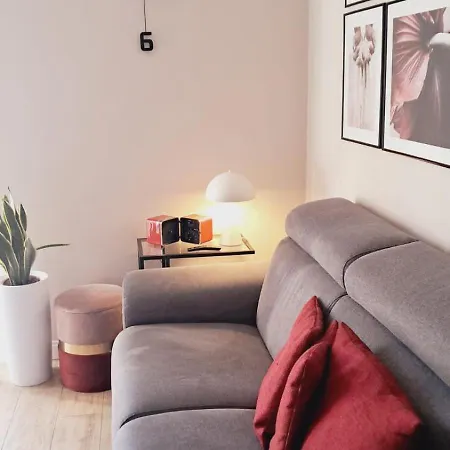 Wonder Apartment & Free Parking-3